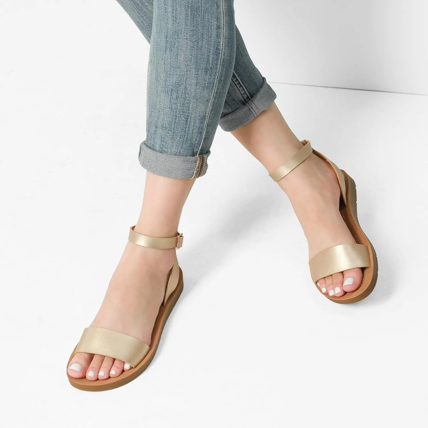 DREAM PAIRS Womens One Band Ankle Strap Buckle Flat Sandals